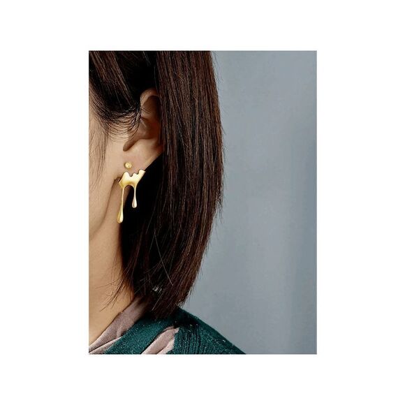 18K Gold Bumblebee & Dripping Honey Asymmetric Stud Earrings - Picture 8 of 10